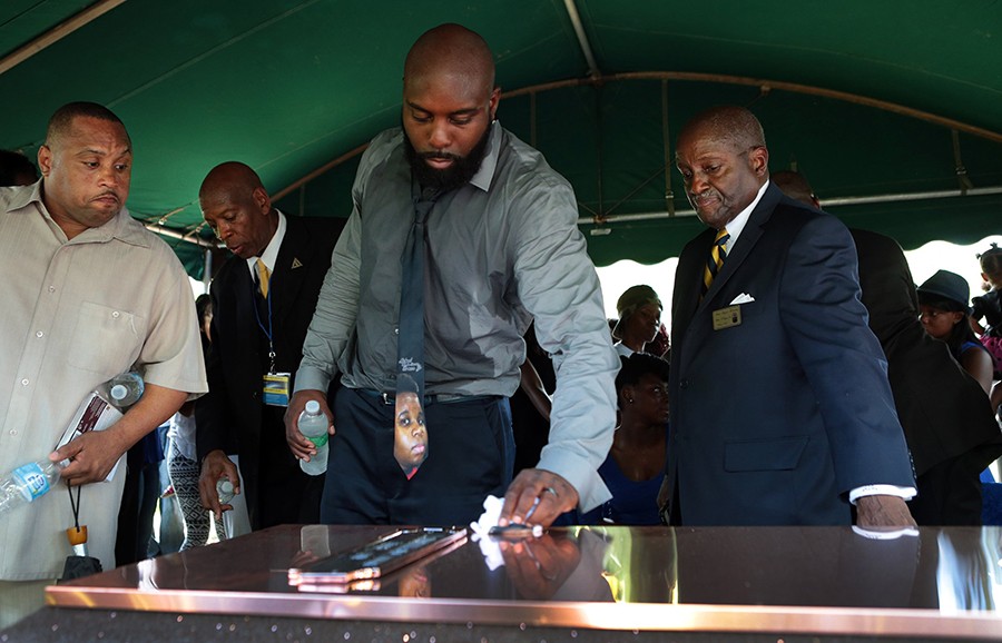 Photography Staff of St. Louis Post-Dispatch - The Pulitzer Prizes