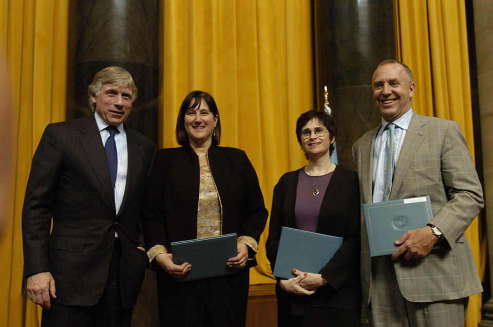Arthur Browne, Beverly Weintraub and Heidi Evans of New York Daily News