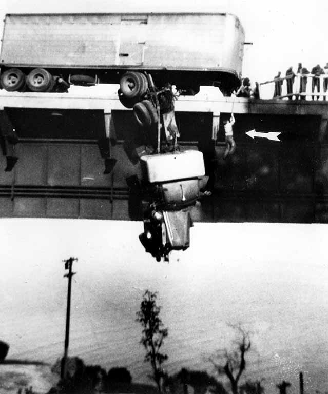 essay pulitzer photograph