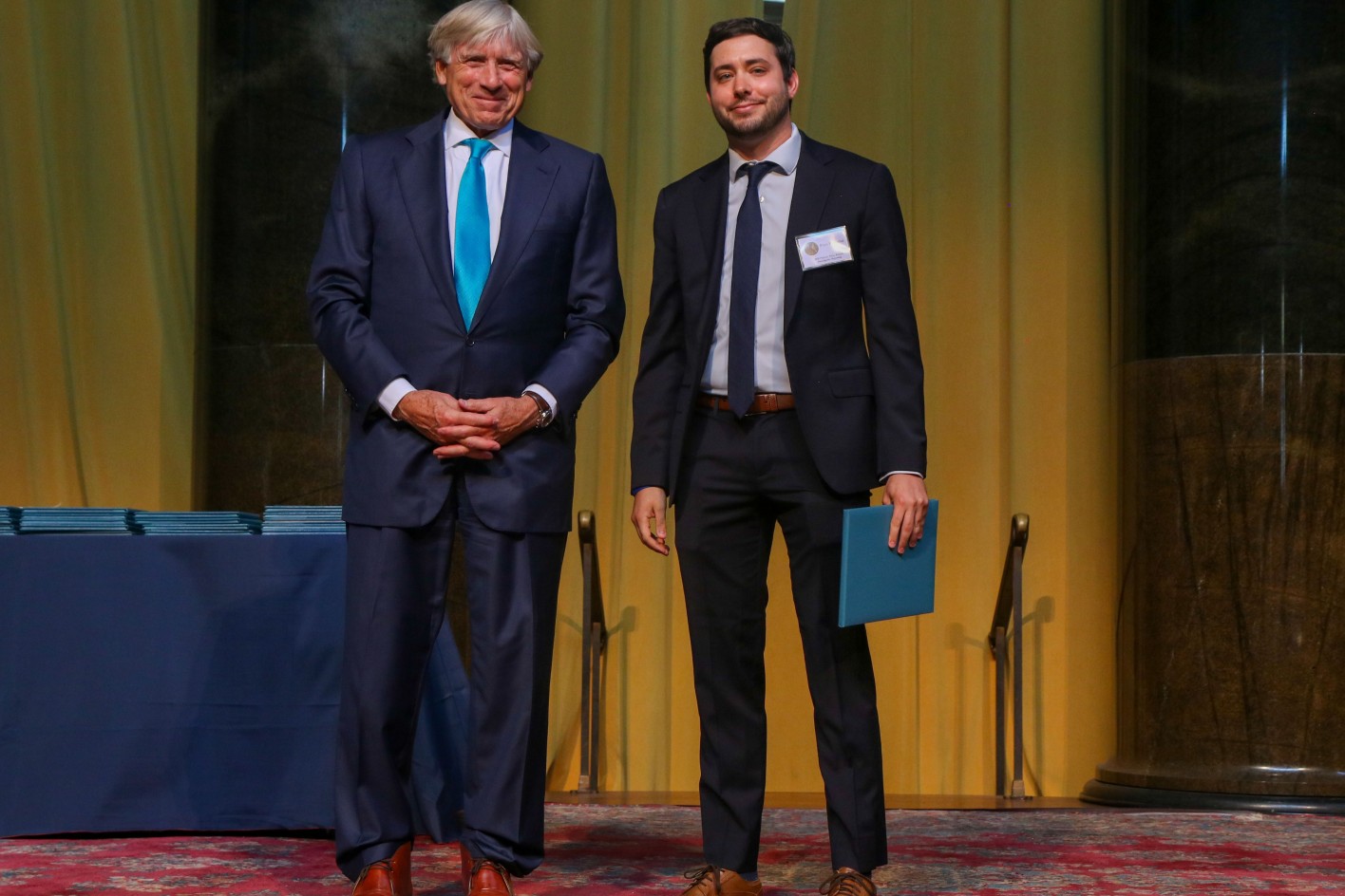 music – Screen of Distance, image size:1416x944