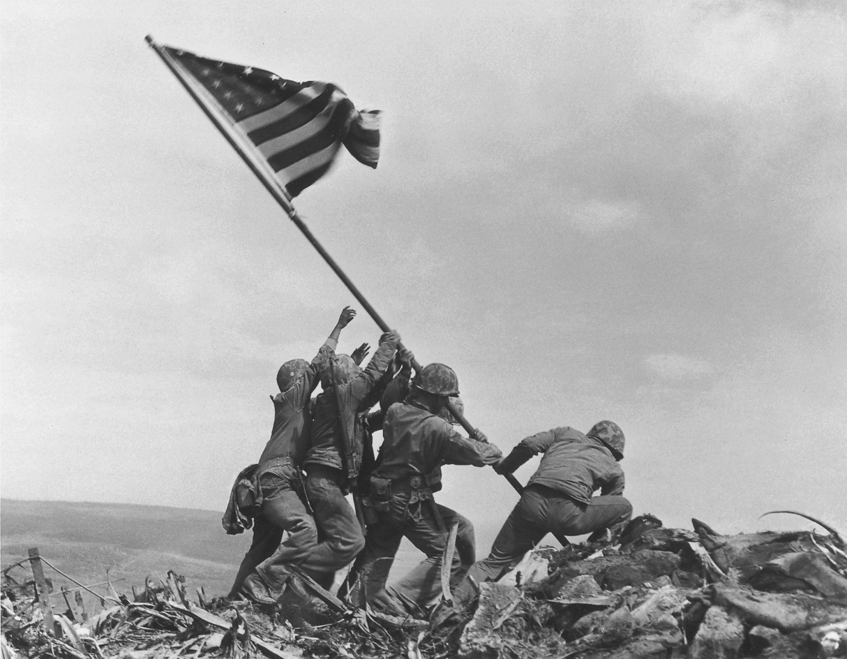 Joe Rosenthal and the flag-raising on Iwo Jima - The Pulitzer Prizes, image size:1214x944