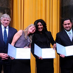 Lee Bollinger, Carol Guzy, Nikki Kahn and Ricky Carioti
