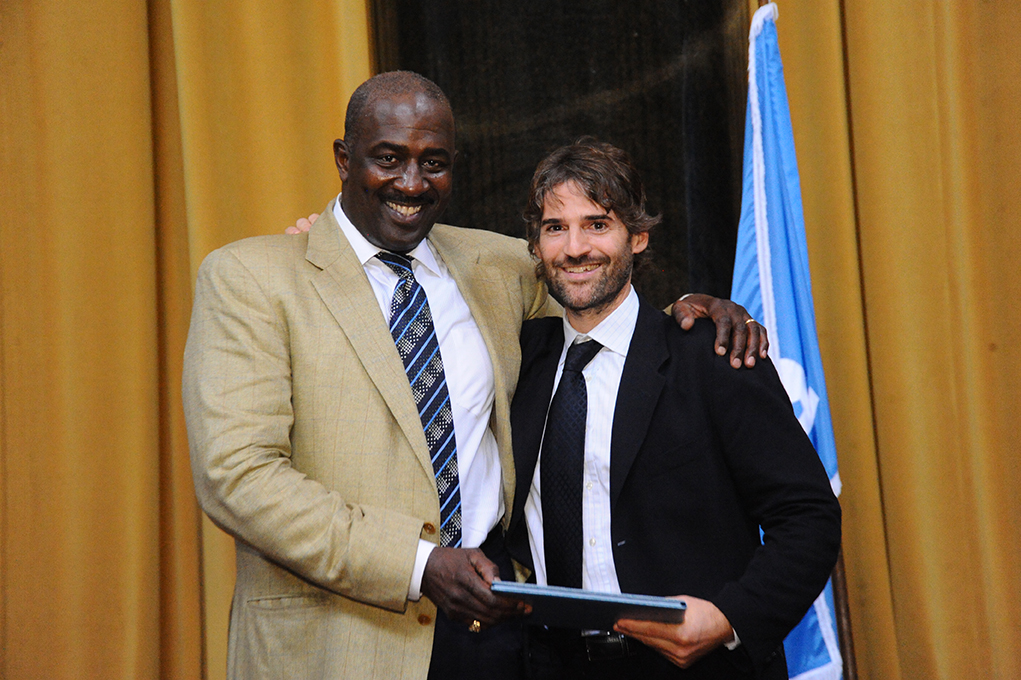 Gregory Moore and Jeffrey Gettleman