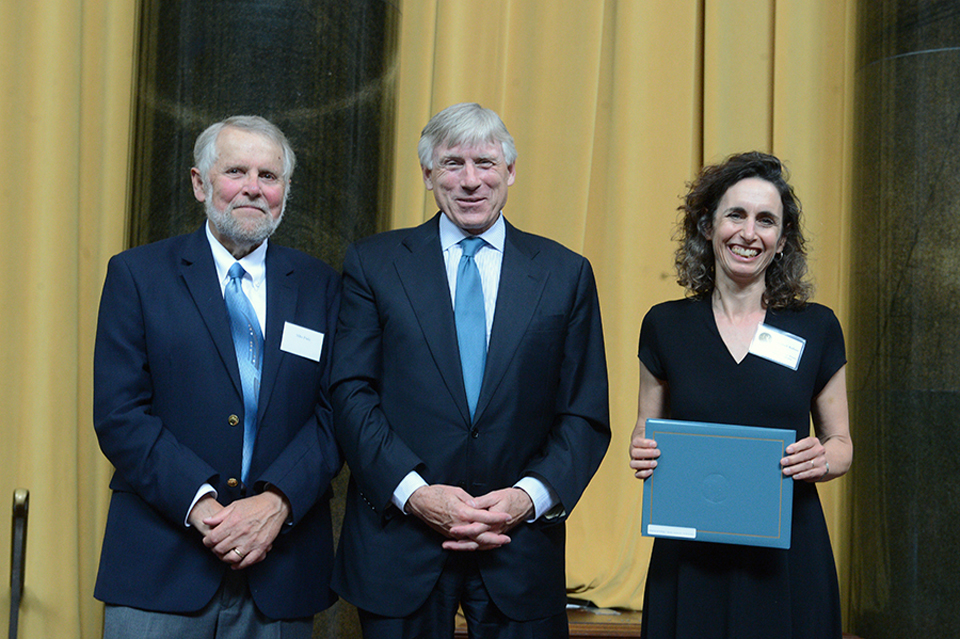 Mike Pride, Lee Bollinger and Elizabeth Kolbert